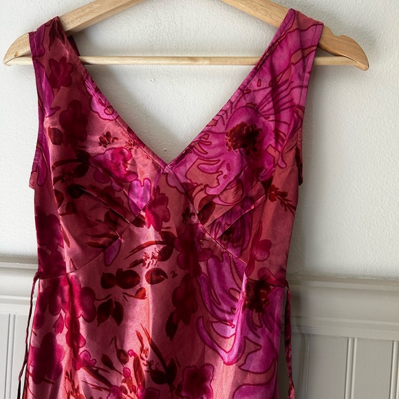 Y2K Faux Satin Charlotte Russe Pink and Red Floral Midi Dress Small Tie Back - Picture 3 of 5